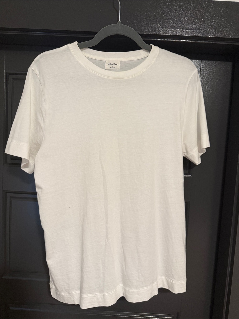 Aritzia White Crewneck Short Sleeve Tee